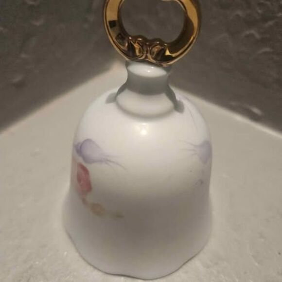 Ceramic Bell Danbury Mint Bell Hand Painted Roses Collectible Bell - Picture 4 of 6